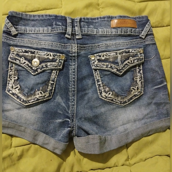 WallfowerBlue Jean Shorts Classic Cutoff Style - Picture 2 of 5